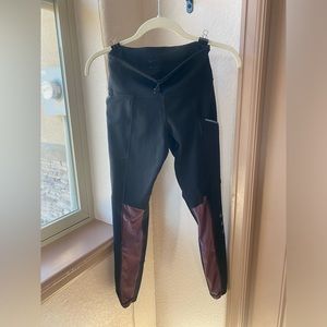 Nike Womens Nike Run Division Epic Lux Mid Rise 7/8 Tights